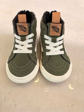 Vans Kids Sk8-Hi MTE High-Top Sneakers